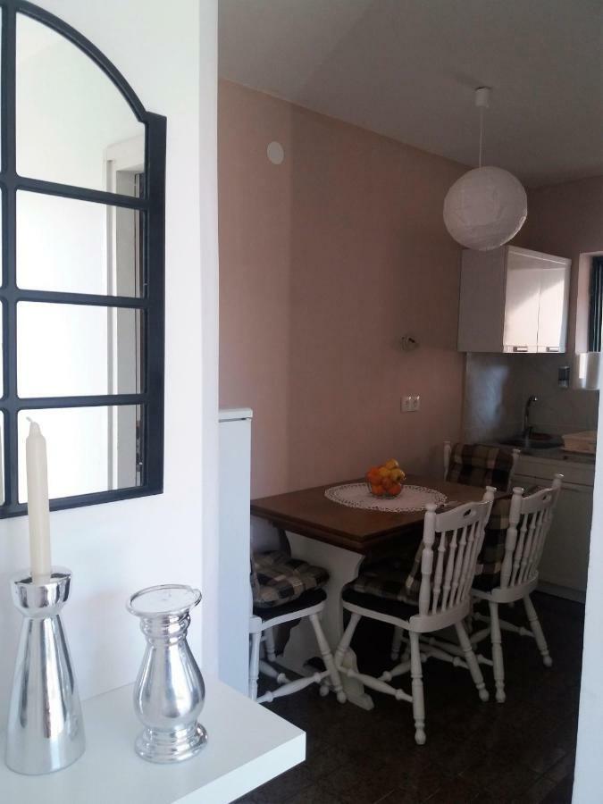 Marty Apartment روغوزنيكا المظهر الخارجي الصورة